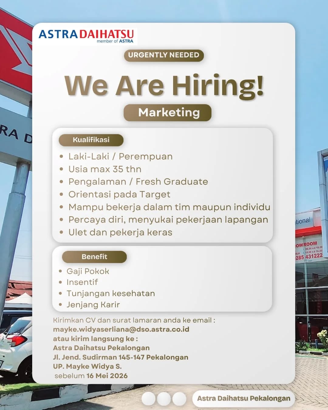 Poster lowongan Marketing