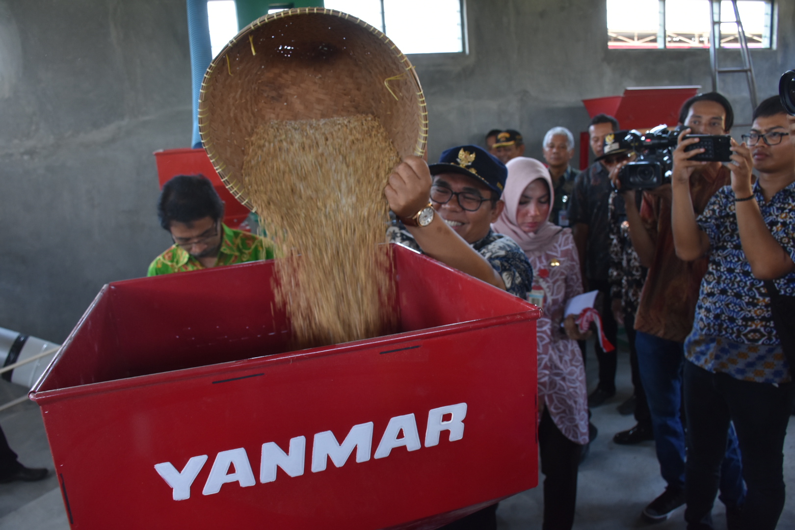Sektor Pertanian Harus Ditingkatkan- Dapat Bantuan dari Pusat