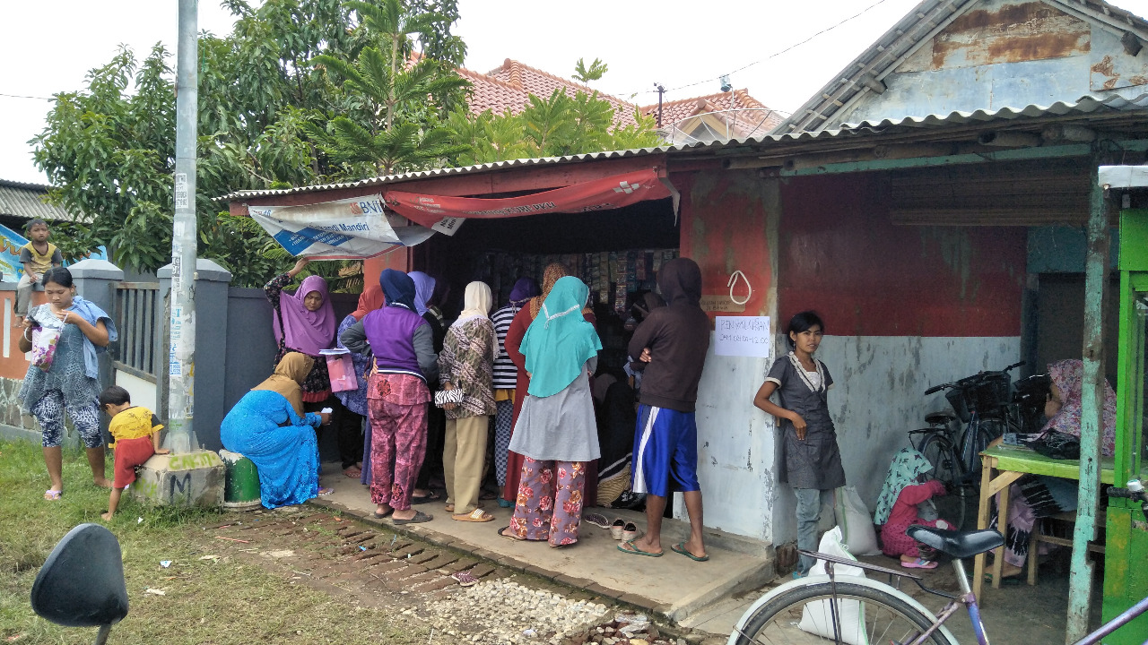 Bantu 25.000 Karung untuk Tanggul Darurat