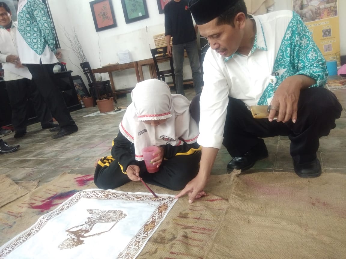 Kisah Mengharukan si Penjual Sari Roti, Pekalongan Punya Cerita!