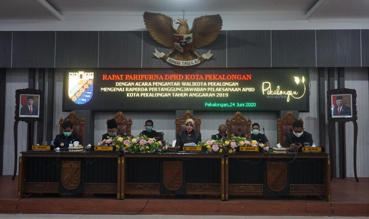 Rapat Paripurna, Pemkot Sampaikan Pertanggungjawaban Pelaksanaan APBD 2019