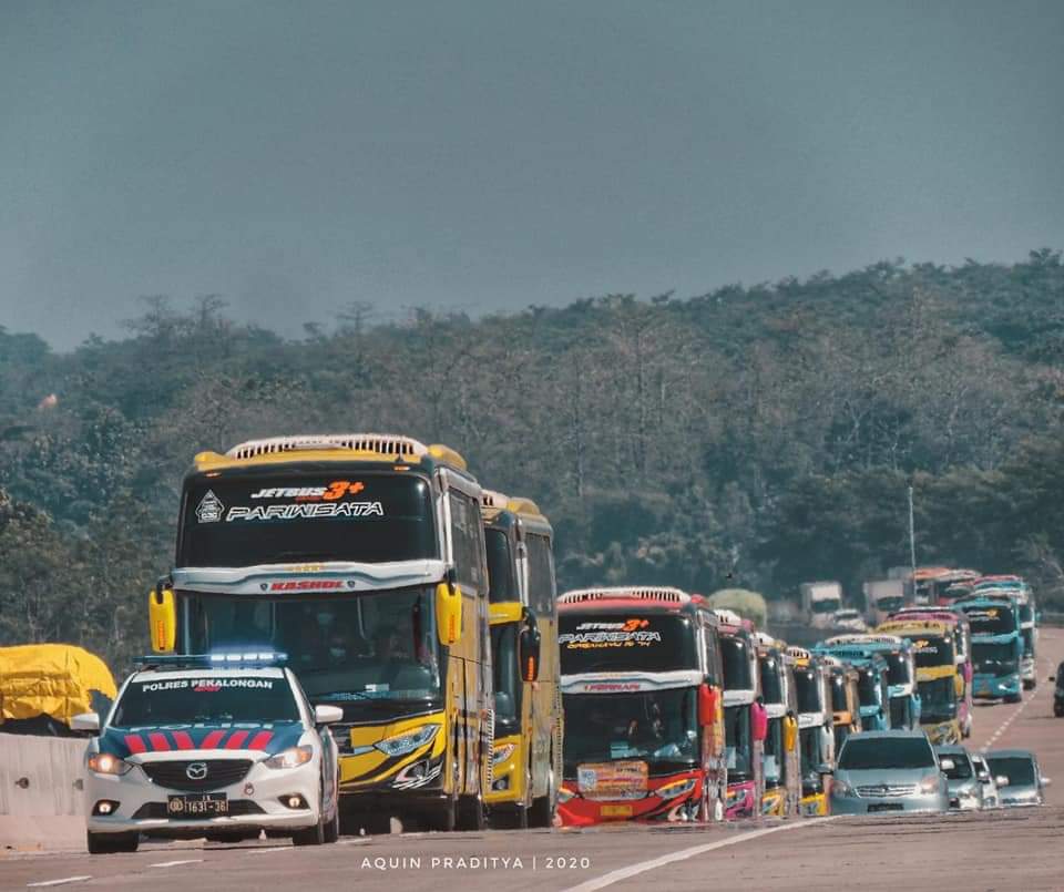 Bupati Asip Lepas Rombongan Konvoi Bus Pariwisata