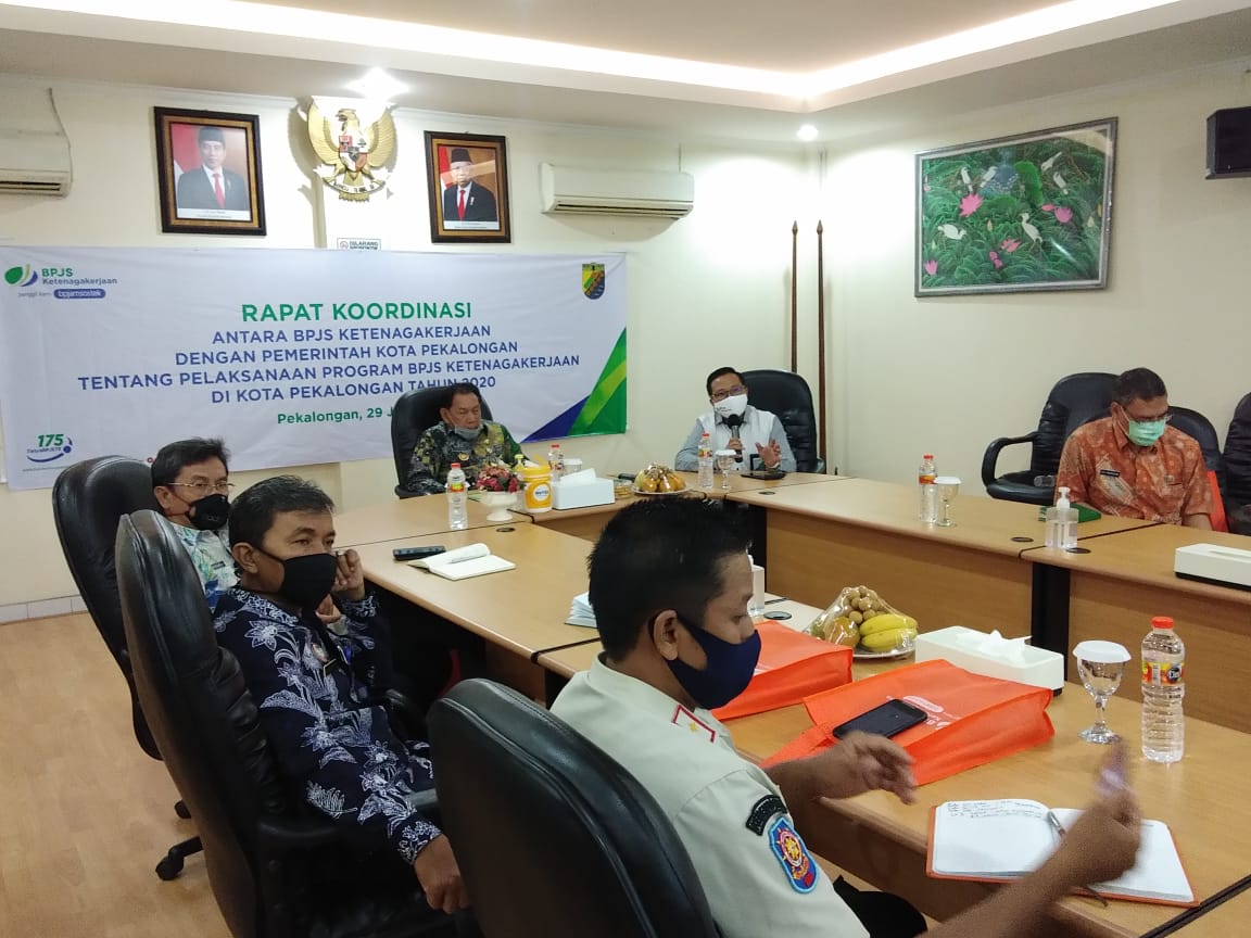 Lindungi Pekerja, Pemkot Dorong Kepesertaan BPJS Ketenagakerjaan Bagi Non ASN, Panitia Pilkada dan Pekerja Konstruksi