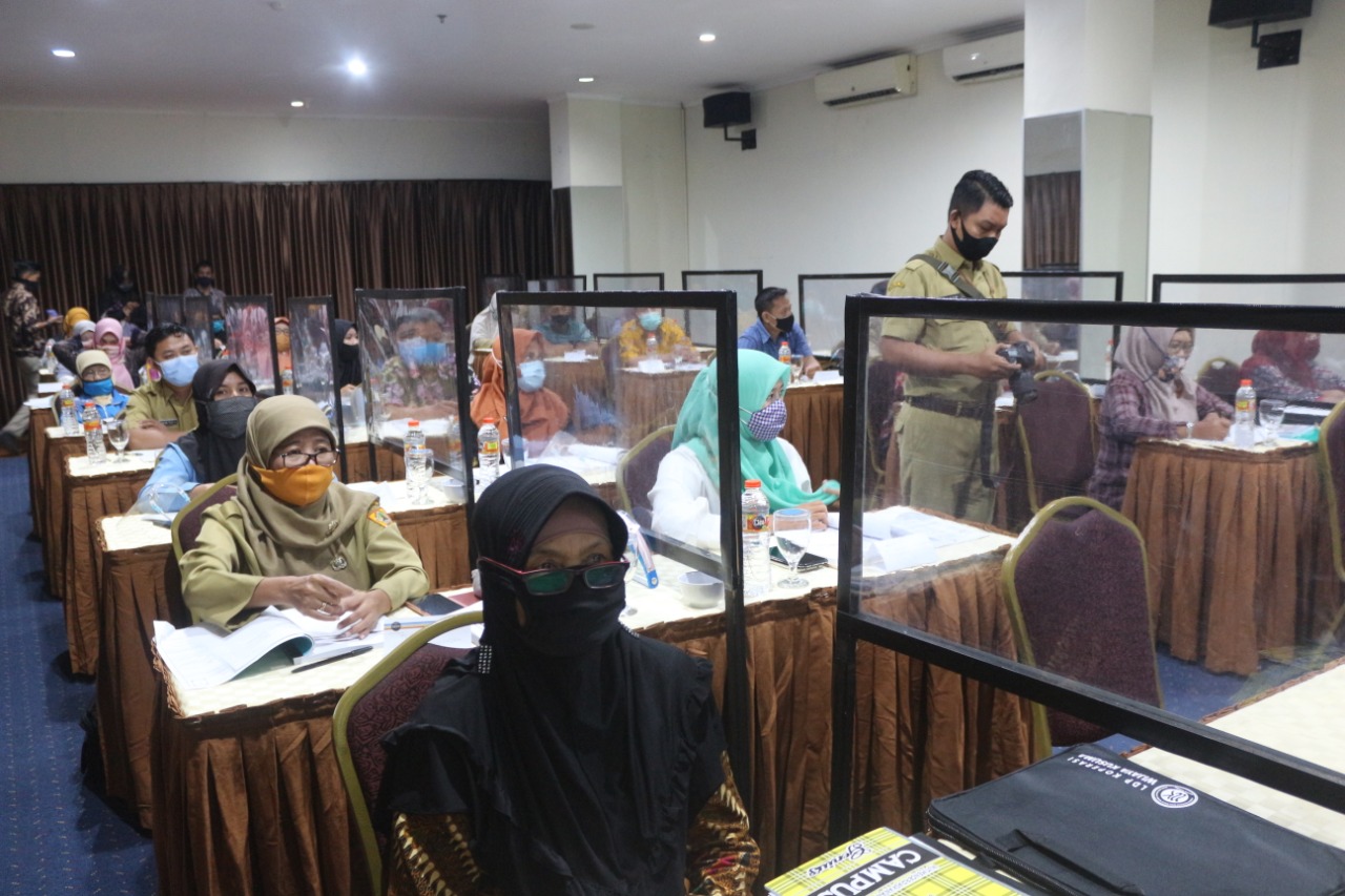 Lahan Terbatas, Cocok Tanam dengan Hidroponik