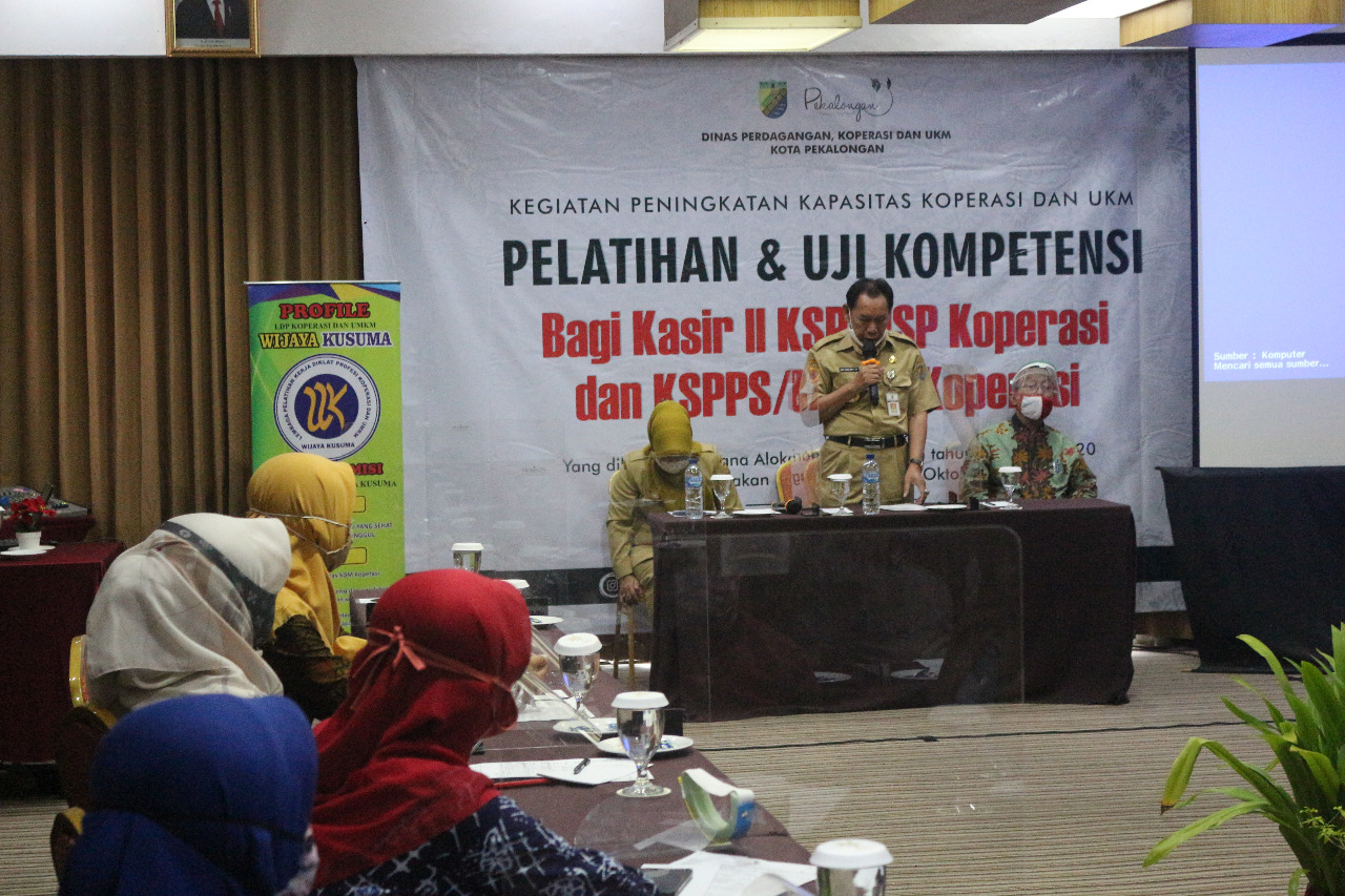 Siapkan SDM Kasir Koperasi Yang Mumpuni, Dindagkop-UKM Kembali Latih dan Berikan Uji Kompetensi