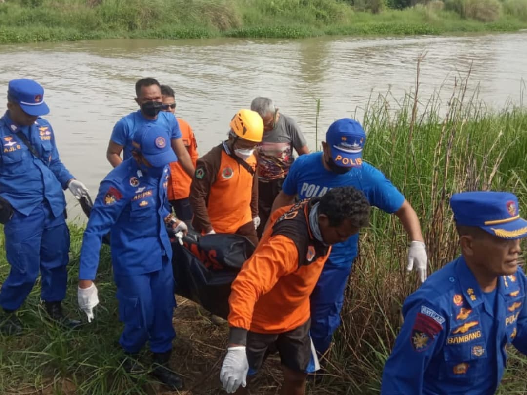 Korban yang tenggelam ditemukan di aliran sungai Pait