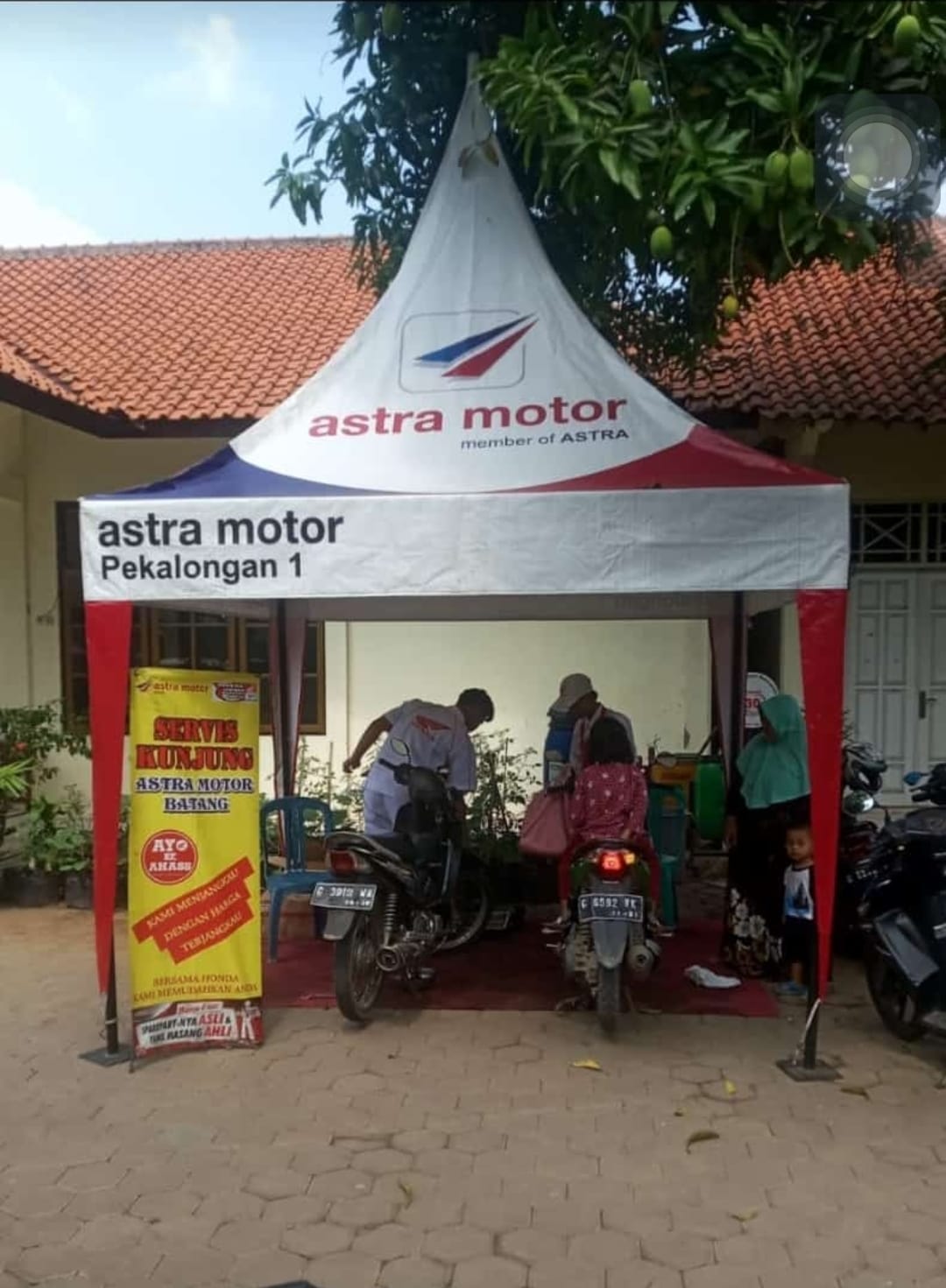 Sediakan Servis Motor untuk Korban Banjir
