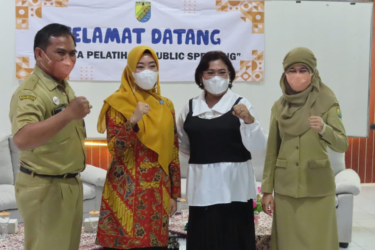 Jadi Tauladan Masyarakat, Dinarpus Gelar Pelatihan Public Speaking Bagi Kader PKK
