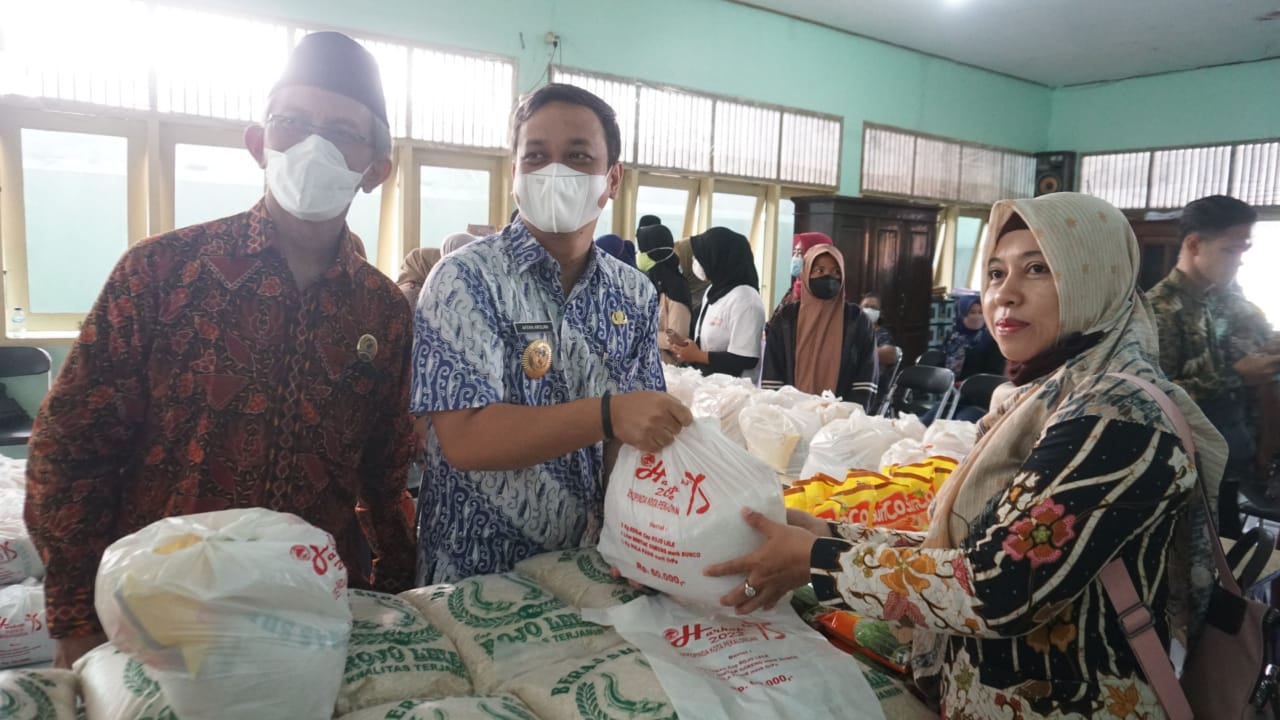 Pasar Murah Harkopnas, Sediakan 410 Paket Sembako