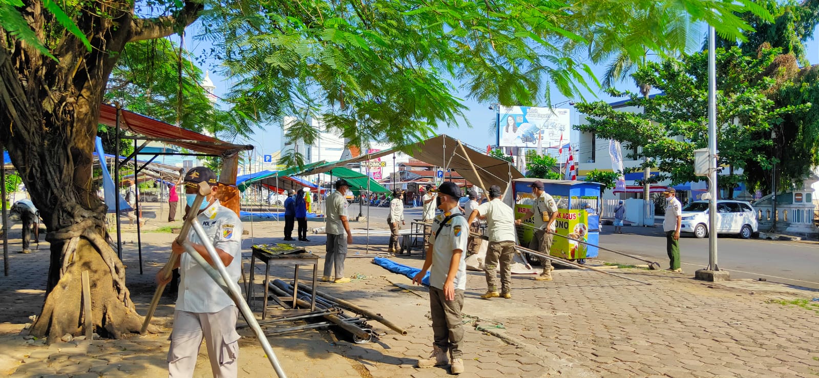 Direlokasi Hari Ini, Kawasan Alun-Alun Bersih dari PK5