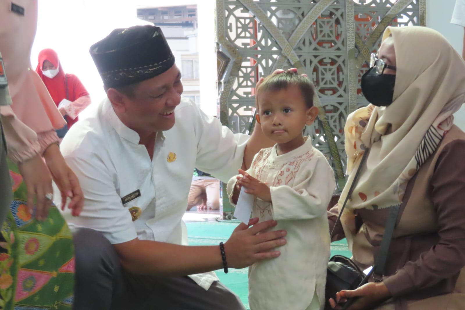 Pemkot Berikan Santunan 245 Yatim Piatu dan Kaum Dhuafa