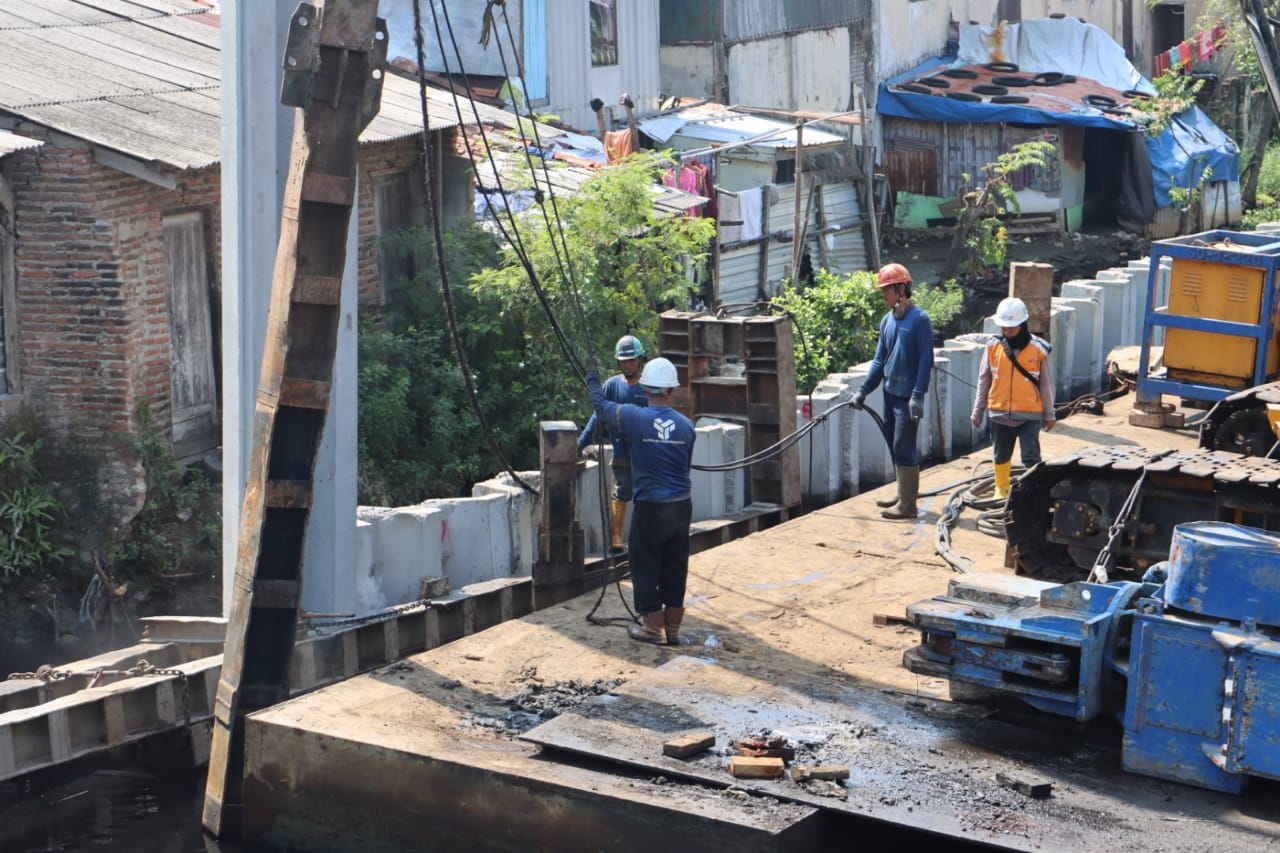 Proyek Pengendalian Banjir Rob Paket I Capai 27 Persen