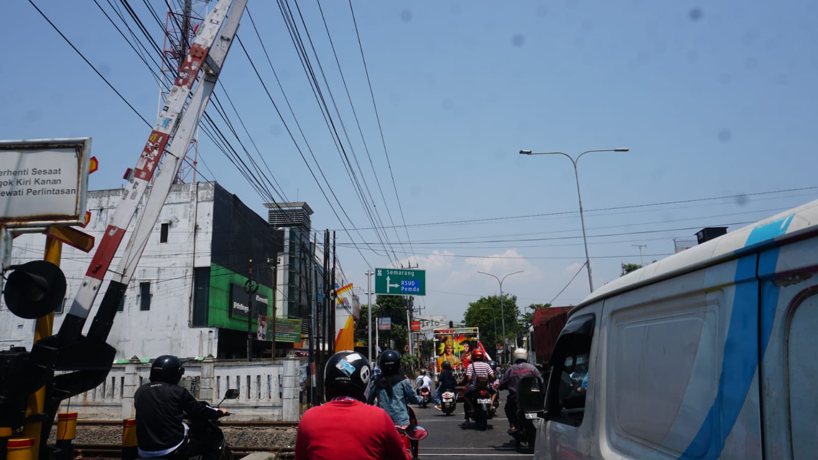 Urai Kemacetan Jalan KH Mas Mansyur, Pemkot Usulkan Pembangunan Fly Over