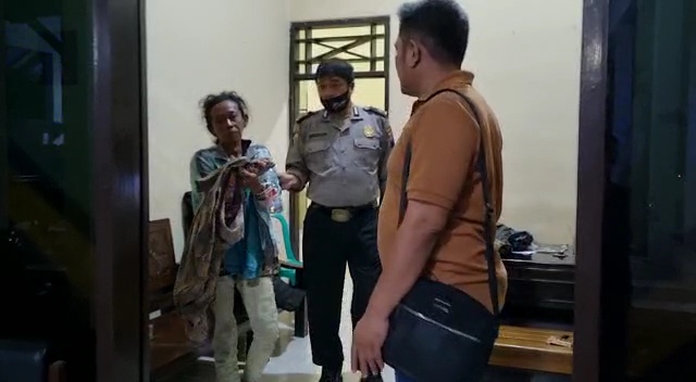 Polisi Tangkap Pelaku Pelemparan Batu Ke Mobil Di Pantura Wiradesa Pekalongan