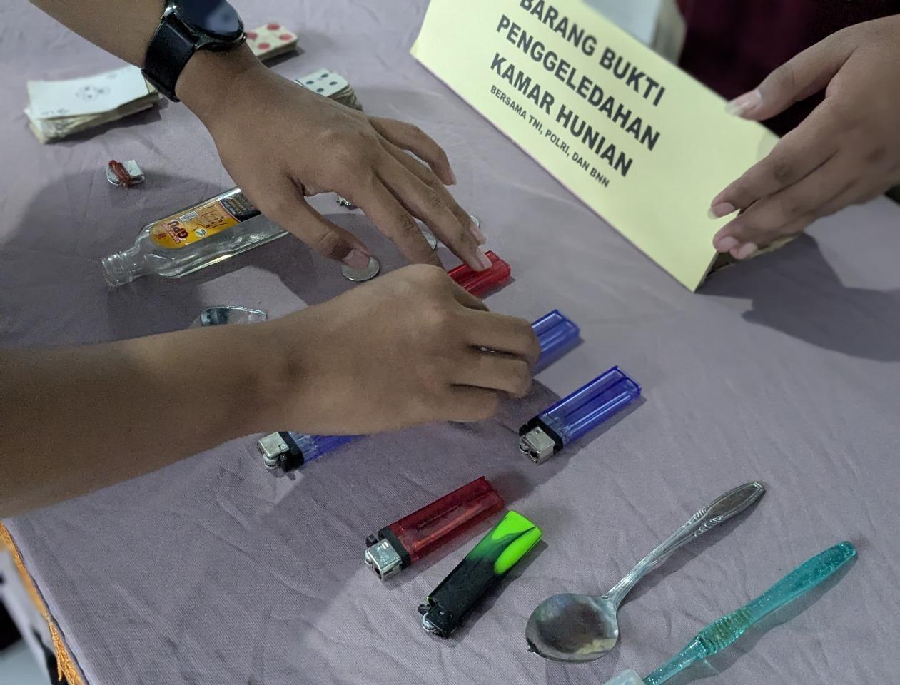 Razia Gabungan di Rutan Pekalongan: Upaya Bersihkan Lingkungan Pemasyarakatan dari Barang Terlarang